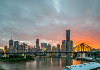 Fototapeta na wymiar Sunset over Story Bridge, Brisbane during Autumn