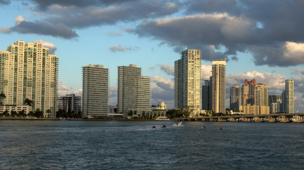 Obraz premium The Skyline of Miami Beach in the afternoon