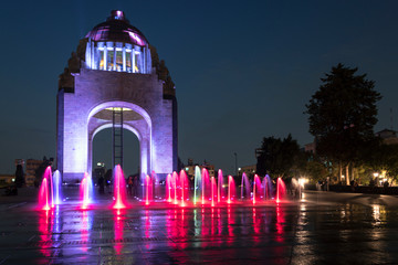 Monumento a la Revolución