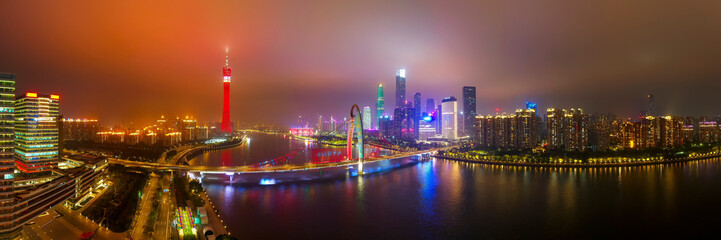 Obraz premium Night view of the skyline in Guangzhou, China