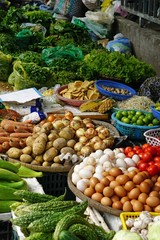 colorful food market in hue