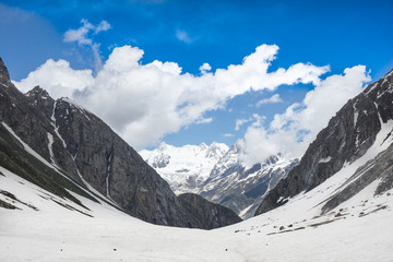 The amazing trek to hampta pass himalaya himachal pradesh