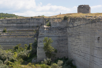 Fototapeta na wymiar Quarry quarry in Inkerman, Sevastopol, Crimea
