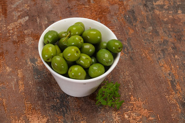 Green Campo Real olives in the bowl
