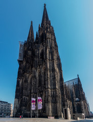 Kölner Dom Corona Domplatte leer