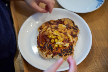 焼いたピザ・小さめ・手作り