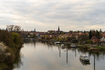 Fototapeta na wymiar 03.04.2020: castle johannisburg and the main river at aschaffenburg germany