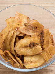 バナナチップス