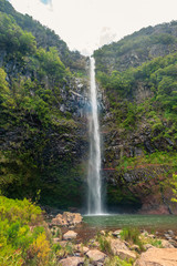 Lago Vento waterfall