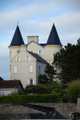 Gebäude in Arromanches-les-Bains, Normandie