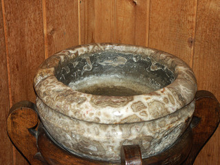 Jaćmierz kościół chrzcielnica © wedrownik52