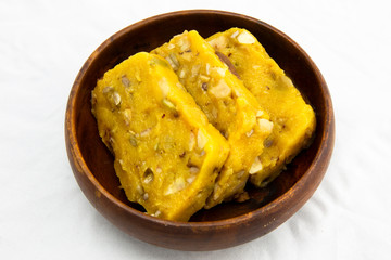 Glutinous rice cake which is called yeong-yangtteog in Korea