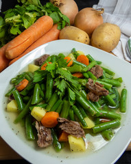 Grüne Bohnen Eintopf mit Rindfleisch 
