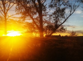 Fototapeta na wymiar zachód słońca na kaszubach