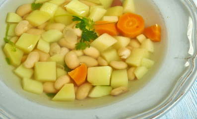Roman lardo Bean  soup