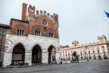 Obraz premium Gothic palace in Piacenza