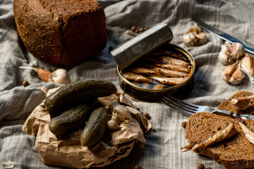 sprats garlic bread fish