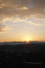 Fototapeta premium 大阪、枚方の朝日