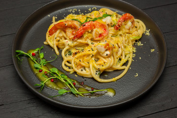 spaghetti with seafood