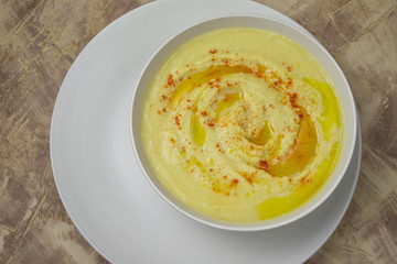 chickpeas hummus with olive oil