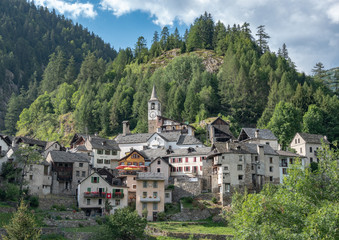 Fototapeta na wymiar Old Village, Val verzasca, ticino, switzerland