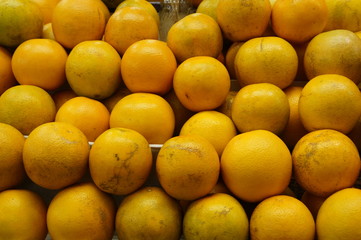 diferent size or oranges to juice