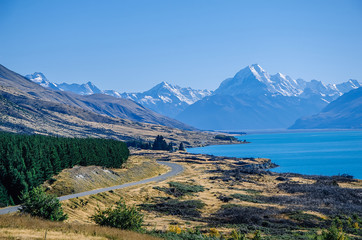 Fototapeta na wymiar The road leading up Mount Cook, New Zealand