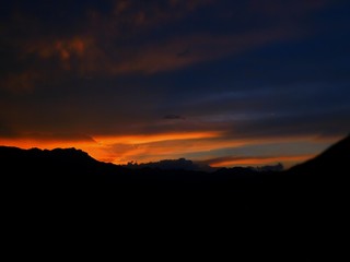 Obraz premium sunset in the mountains