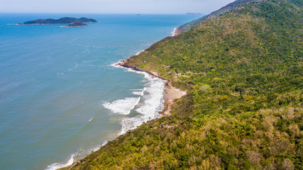 Fototapeta premium Aerial view of Saquinho beach (praia do Saquinho) - Florianópolis - Brazil