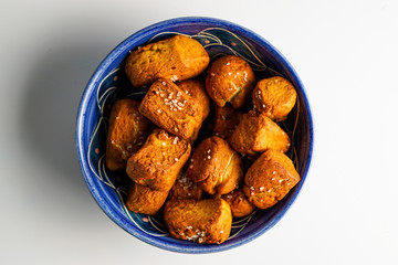 Pretzel nuggets in a blue bowl