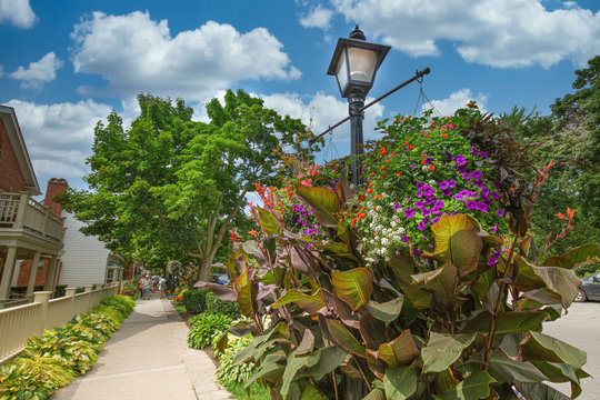 Niagara on the Lake, Ontario, Canada-15 August, 2019: Niagara On the Lake streets and restaurants during a busy tourist season at summer