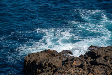 荒れた海　爪木崎海岸