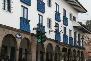 ペルー　クスコ　信号