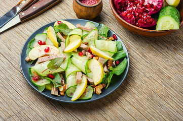 Dietary vegetable salad with meat