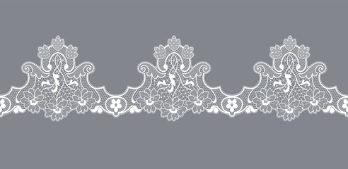 white lace border - 336025264