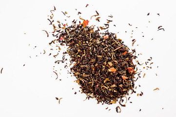 A mixture of black and green tea with vanilla-strawberry flavor, sliced strawberries and rose...