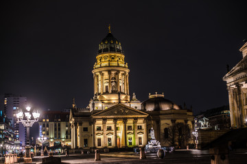 Fototapeta na wymiar Berlin by night