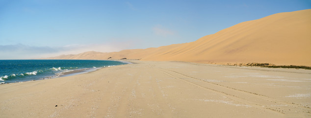 Sandwich Harbour