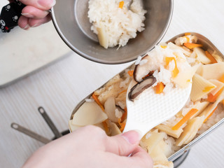 アウトドア調理　山メシ