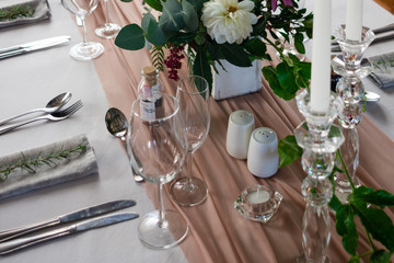 wedding table setting