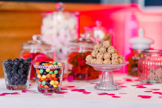 S&uuml;&szlig;igkeiten-Buffet Candybar