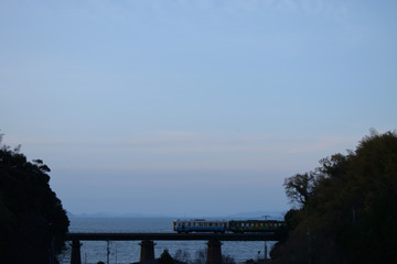 JR予讃線　伊予灘