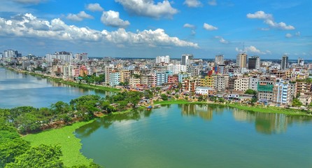 Obraz premium view of the city of the river