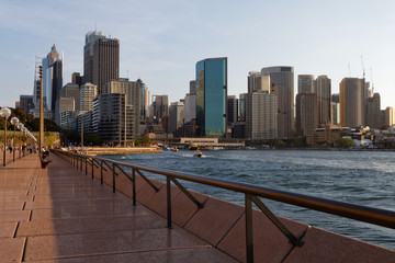 Centrum miasta z wysokimi budynkami biurowymi i mieszkalnymi © Miroslaw