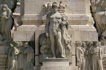 Obraz premium Cádiz (Spain). Set of sculptures from the Monument to the Constitution of 1812 in the city of Cádiz