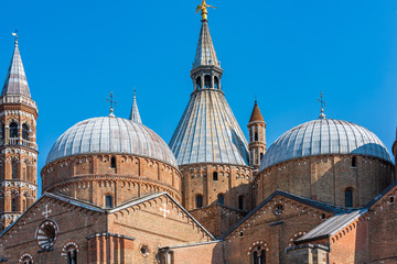 Fototapeta na wymiar Dome of the Basilica of Saint Anthony of Padua