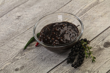 Black pepper sauce for meat