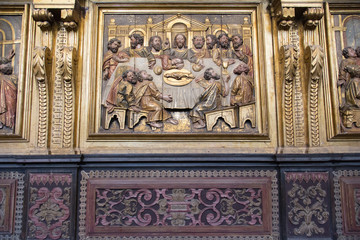 Porto, Portugal: Das vergoldete  Gemälde Das letzte Abendmahl in der Capela de São Vicente in der...