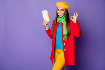 Portrait of her she nice-looking attractive pretty charming cheerful straight-haired girl holding...