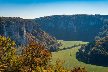 Autumn hike in the Danube valley